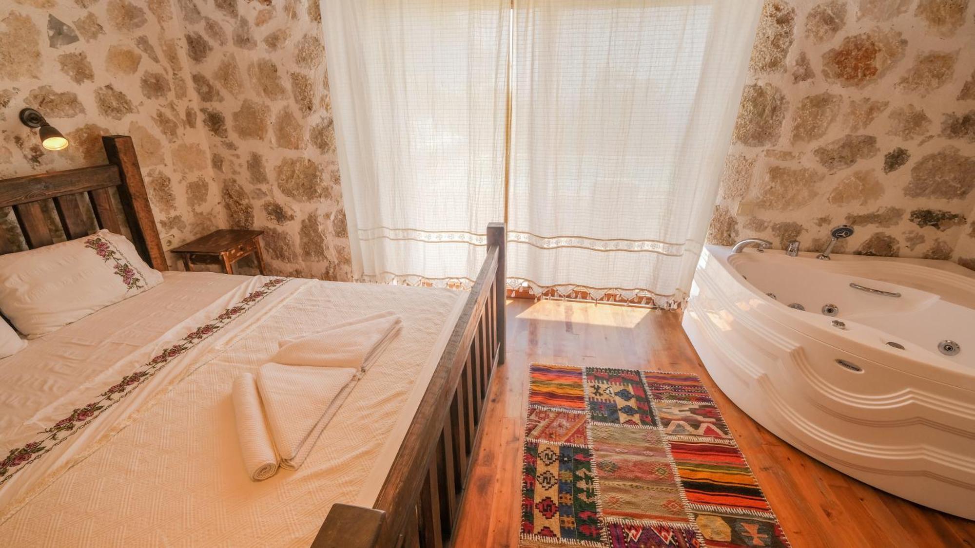 Likya House - Deniz Ve Doga Manzarali, Havuzlu Villa Patara Luaran gambar