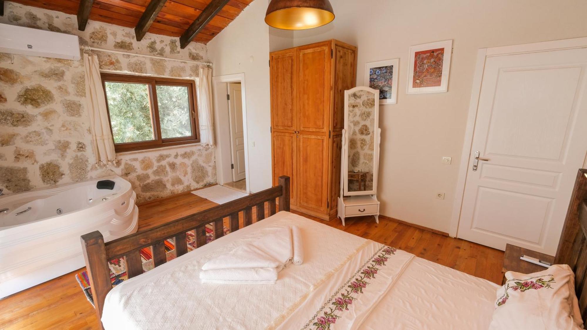 Likya House - Deniz Ve Doga Manzarali, Havuzlu Villa Patara Luaran gambar