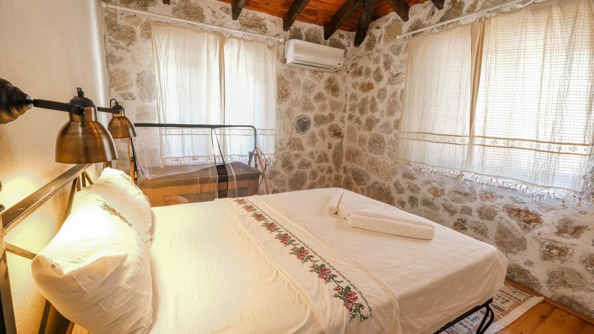 Likya House - Deniz Ve Doga Manzarali, Havuzlu Villa Patara Luaran gambar